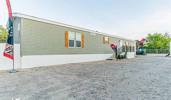 Arc1680-8004 exterior home features