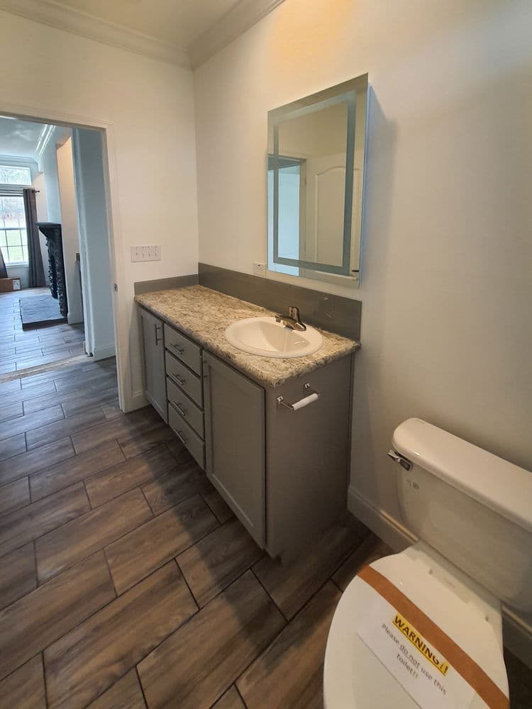 Glenview bathroom home features