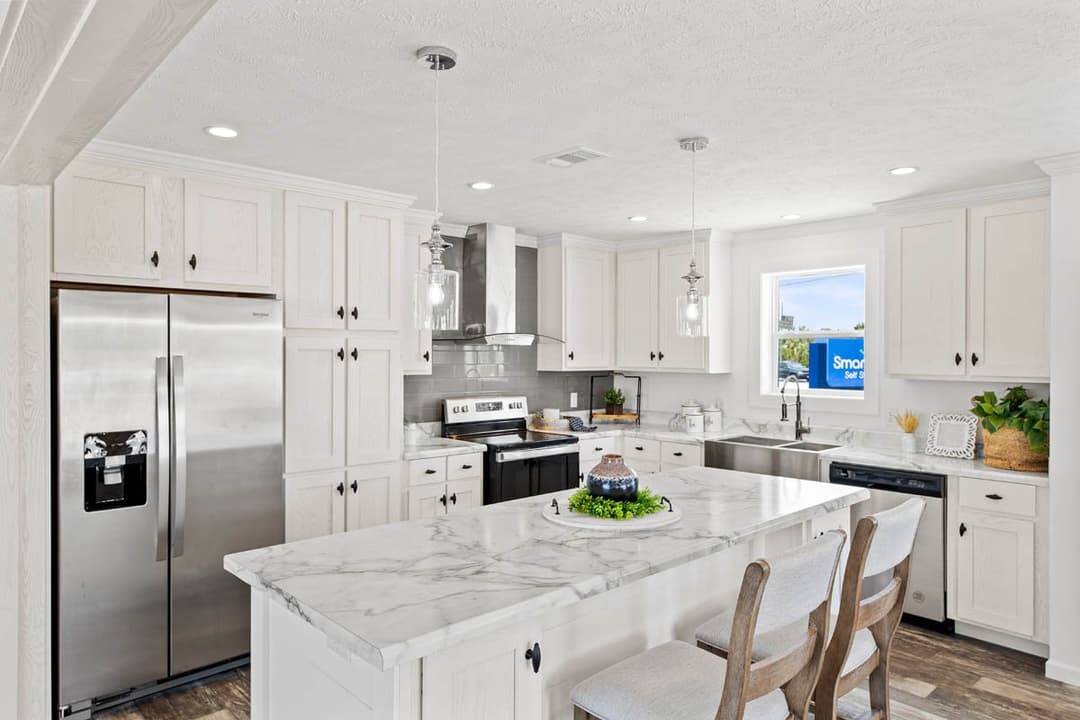 Delashaw kitchen home features