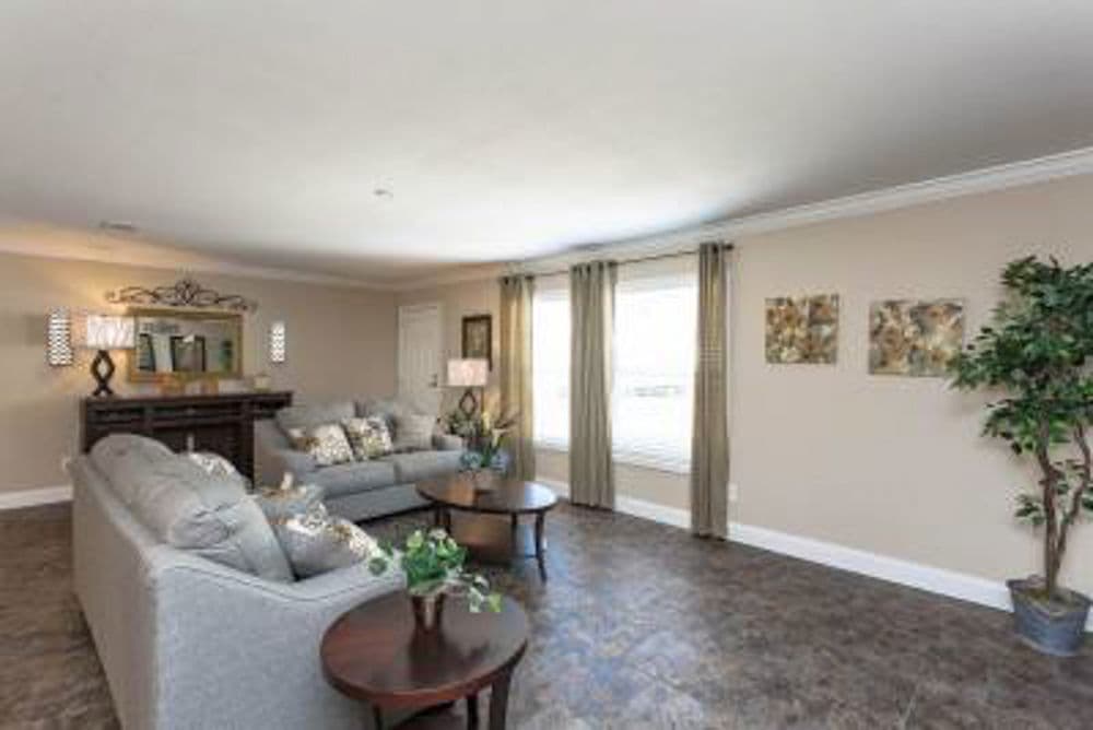 Eastman interior home features