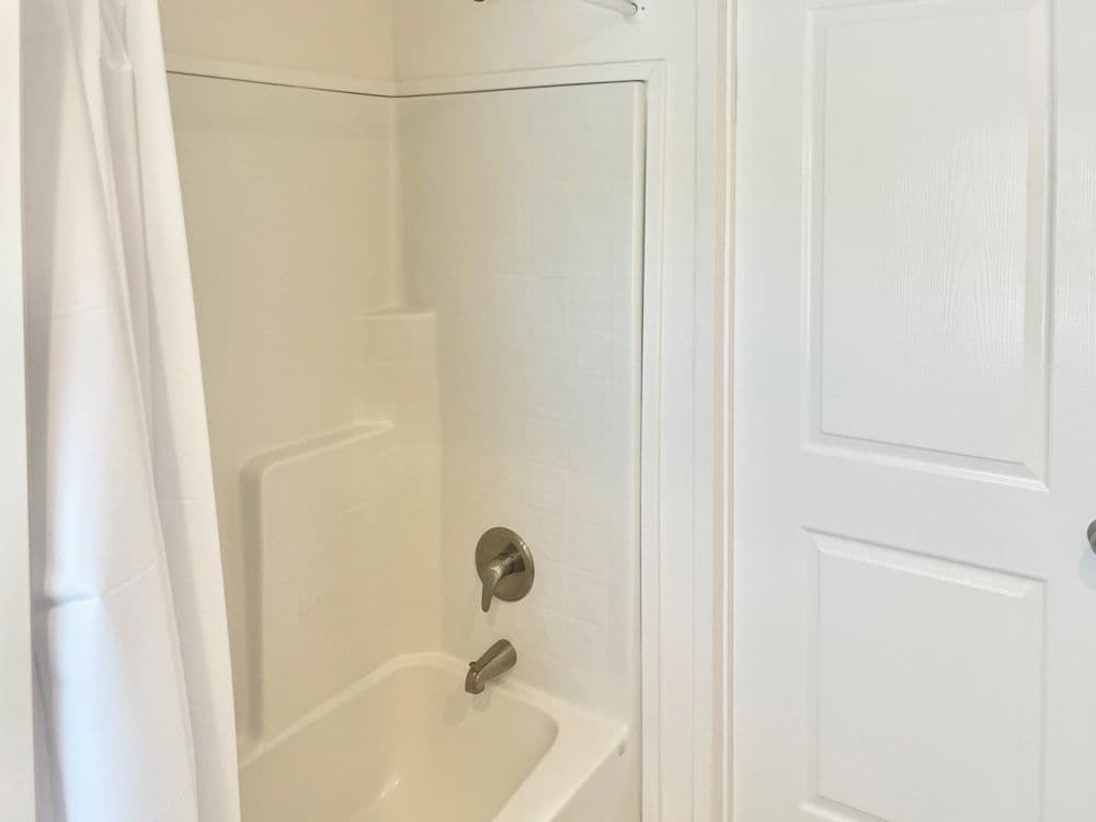 Lowery bathroom home features