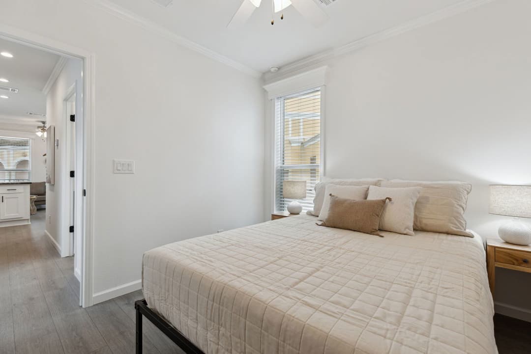 Calloway 239 bedroom home features