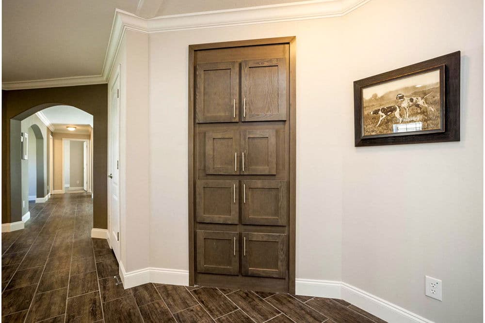 Galion interior home features