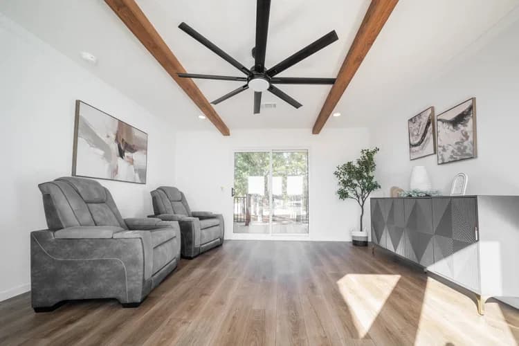 Sky harbor 2.0 interior home features