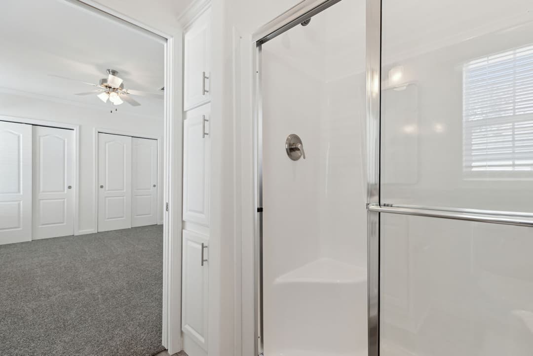 Silver springs 4893 bathroom home features