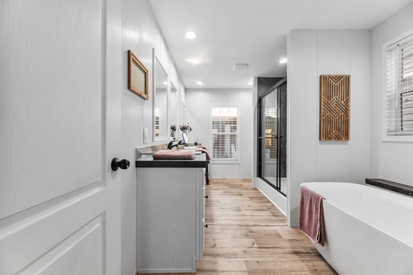 32644d bathroom home features