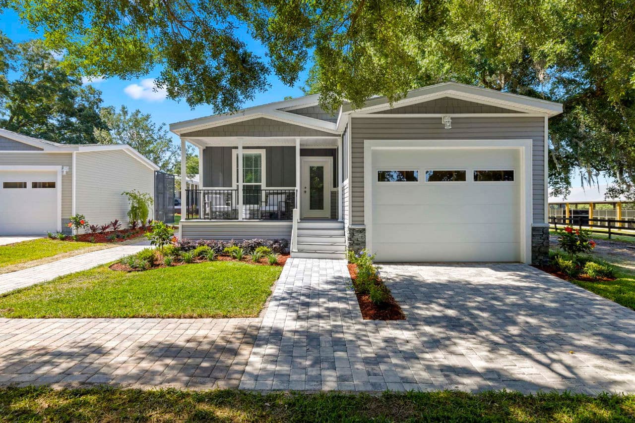 Silver springs 5320 hero, elevation, and exterior home features