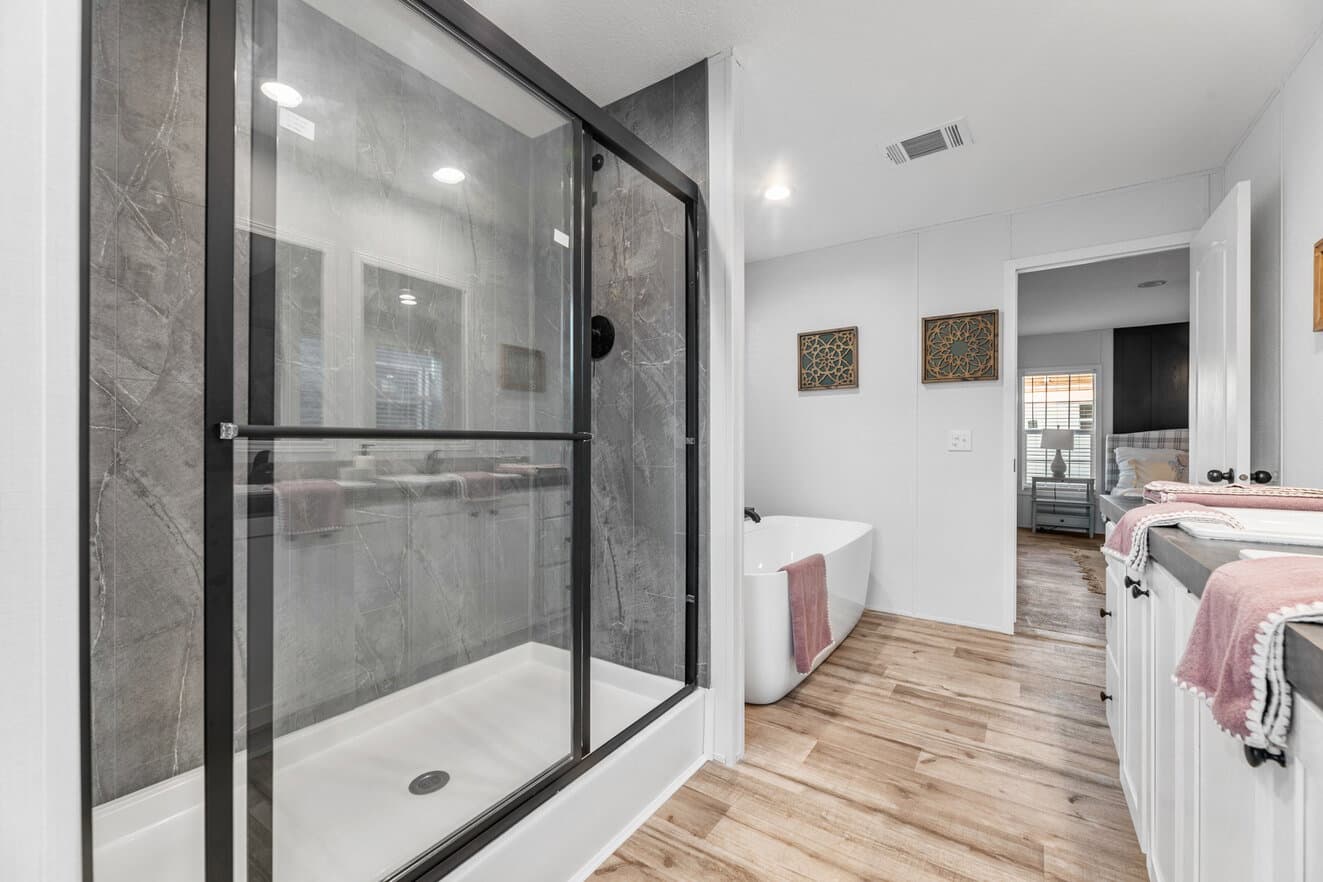 32644d bathroom home features