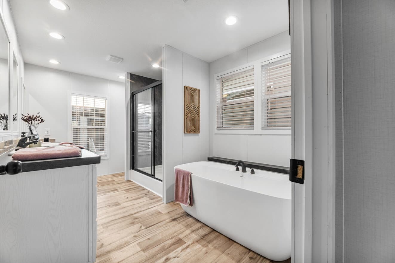 32644d bathroom home features