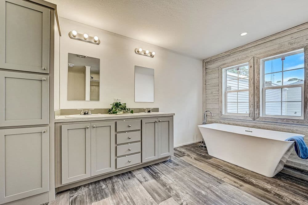 Morvin bathroom home features