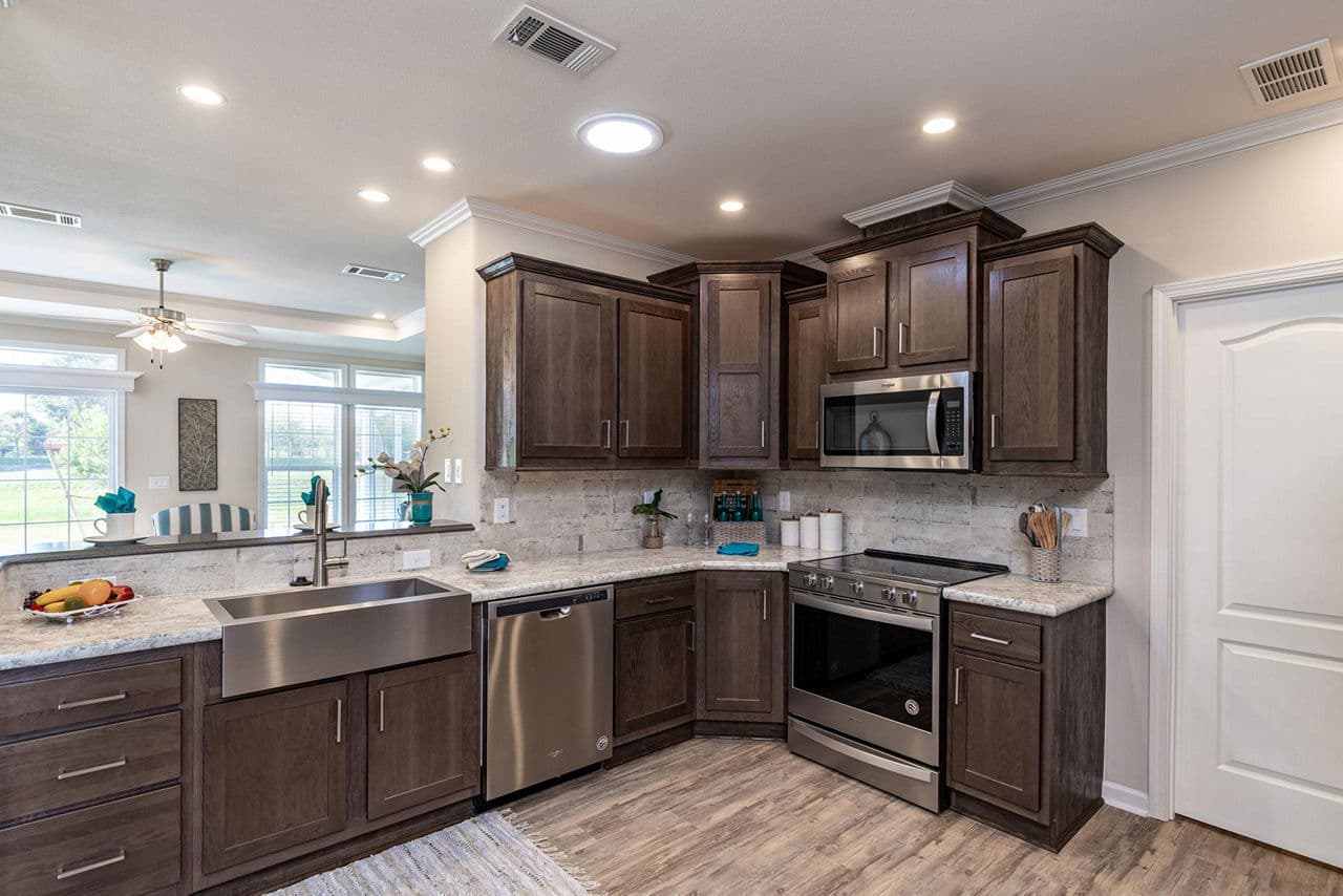 Silver springs 5351 kitchen home features