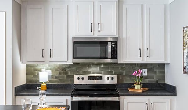 The blackwater kitchen home features