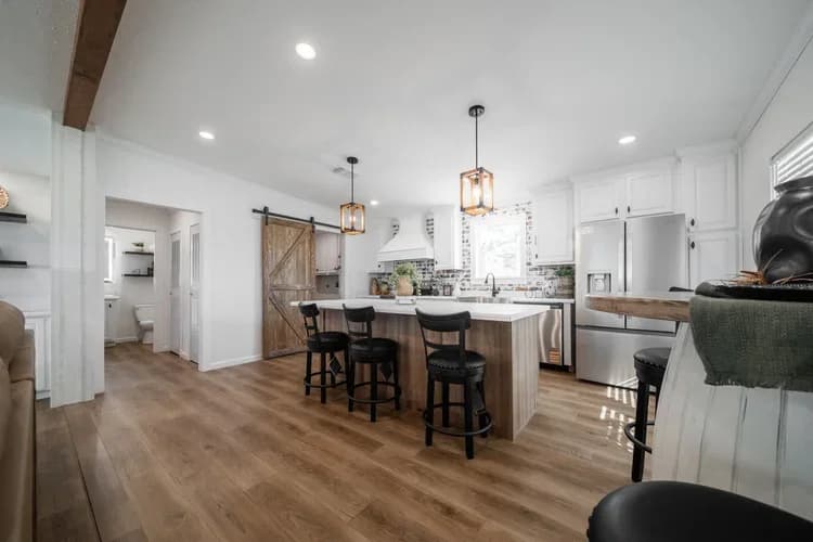 Sky harbor 2.0 interior home features