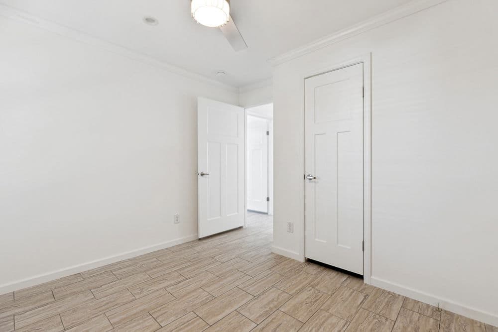 Mabson interior home features