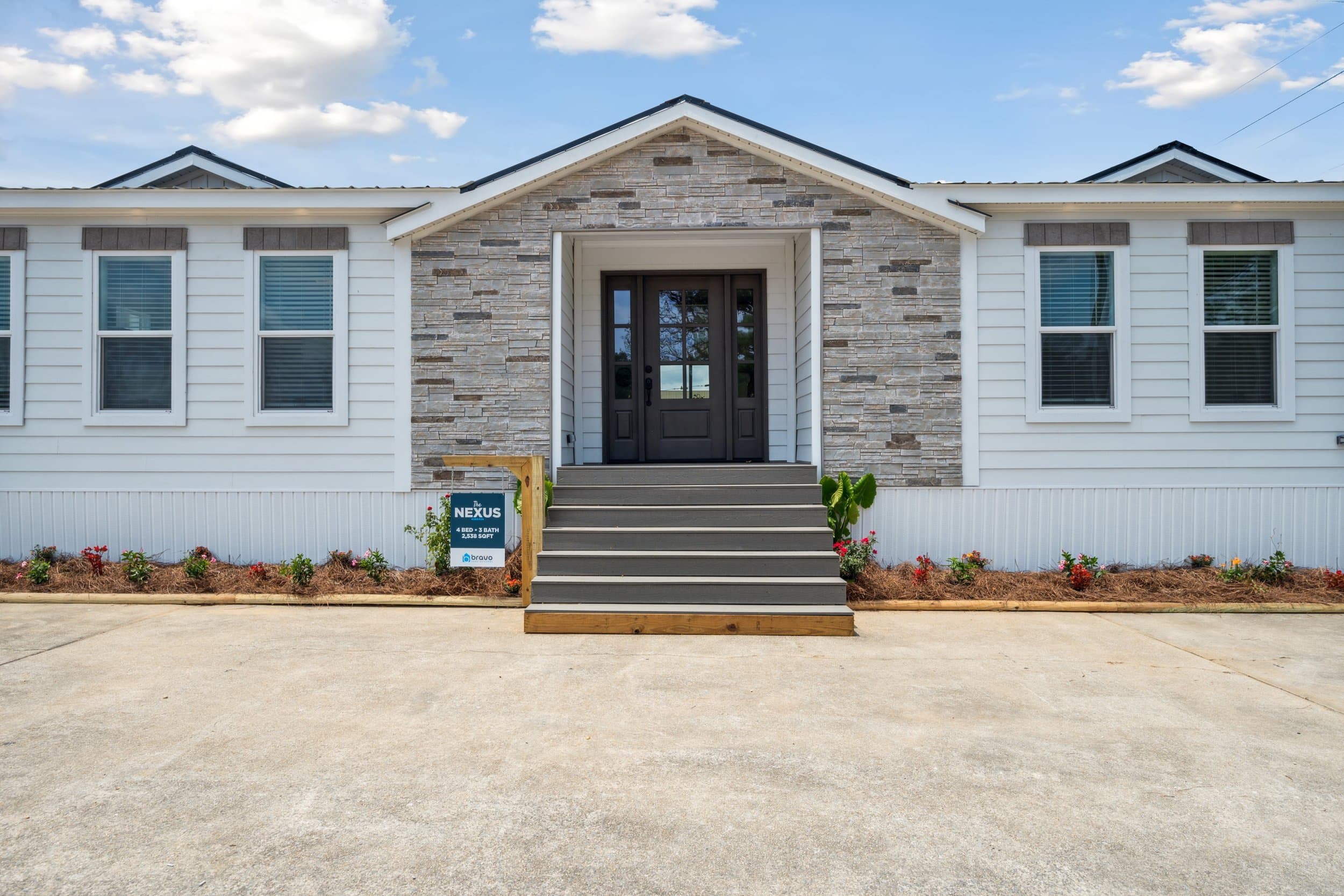 Nexus elevation and exterior home features