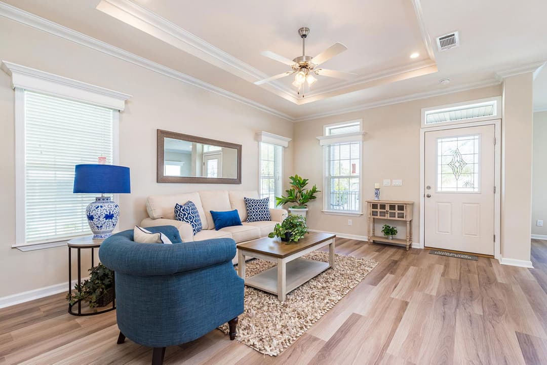 Silver springs 5035 interior home features