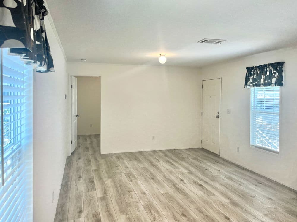 Lowery interior home features