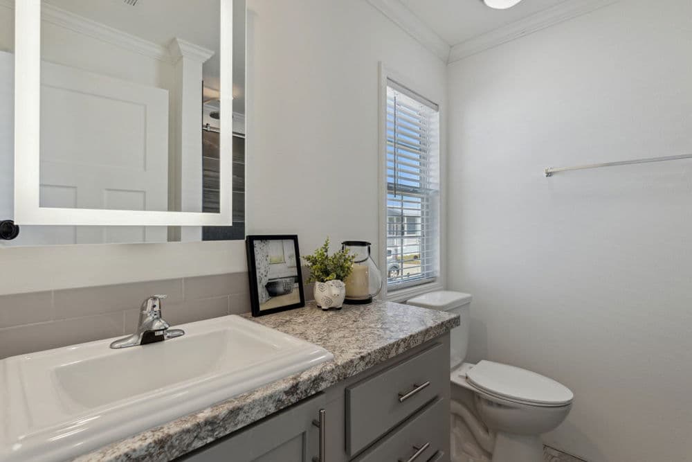 Mabson bathroom home features