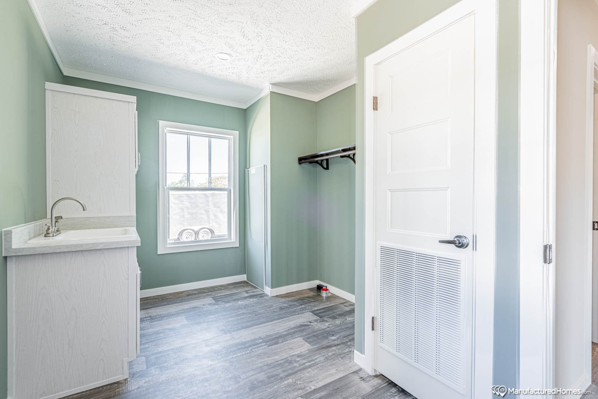 The white oak  bathroom home features