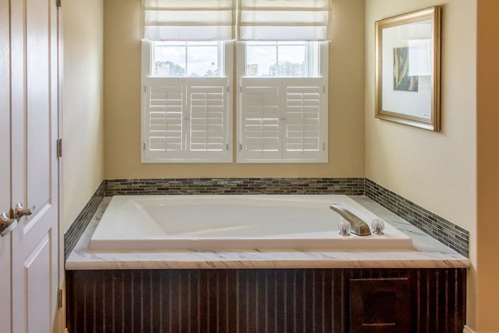 Tifton bathroom home features