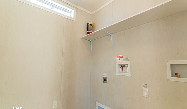 Arc1680-8004 bathroom home features