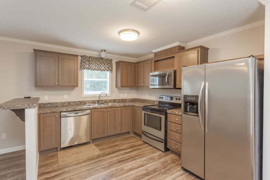 Bayport kitchen and hero home features