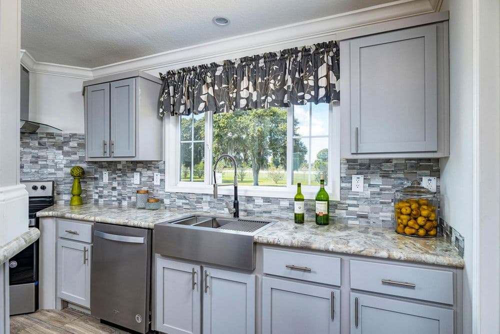 Douglas kitchen home features