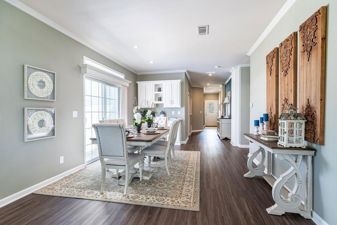 Silver springs elite 6400 interior home features