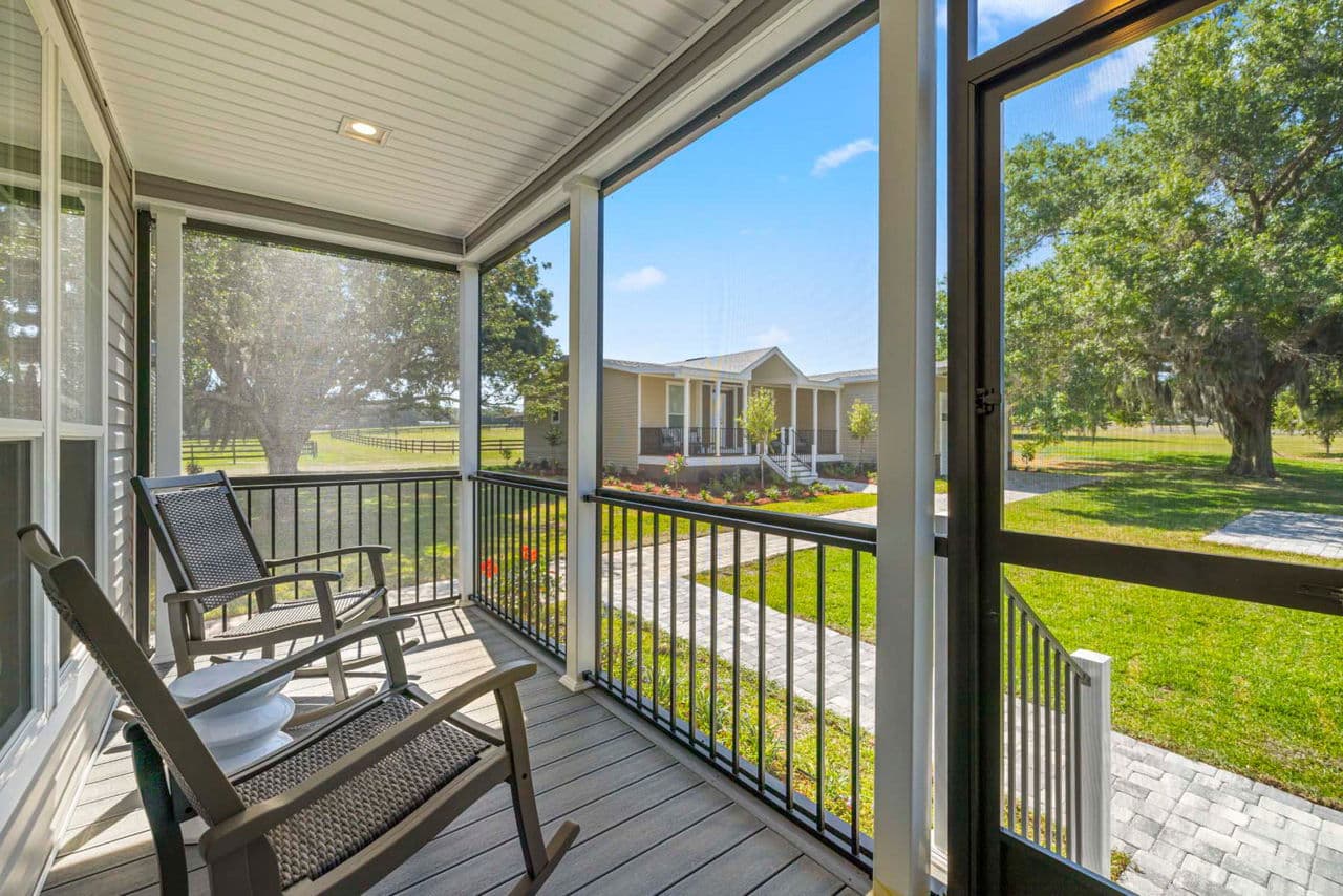 Silver springs 5320 exterior home features