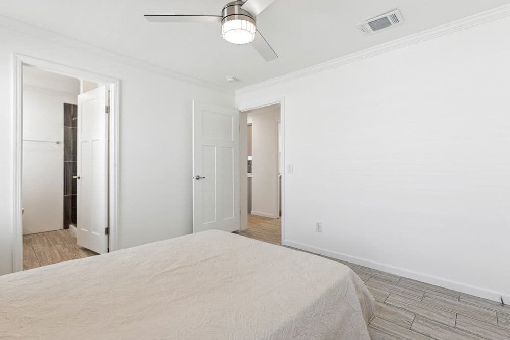 Mabson bedroom home features