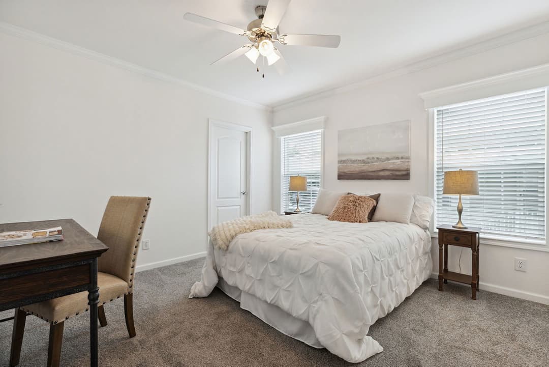 Silver springs 5029 bedroom home features