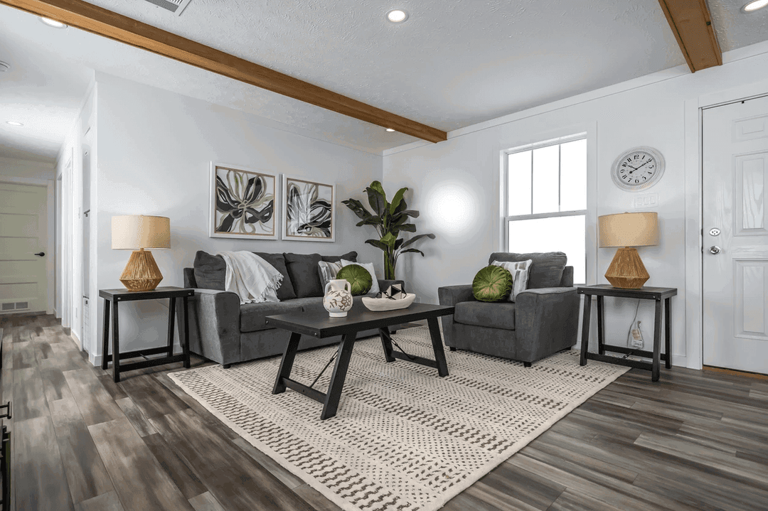 The cahaba hero and interior home features