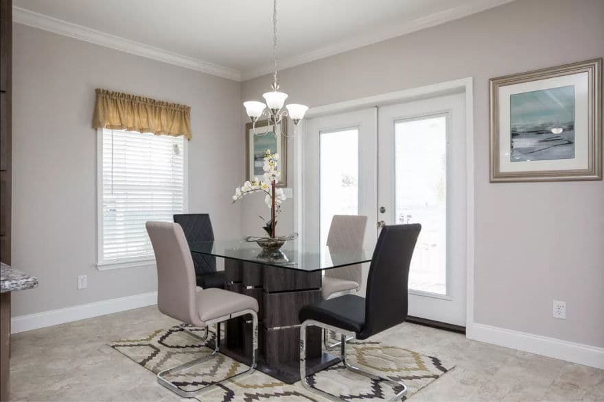 Knightstown interior home features