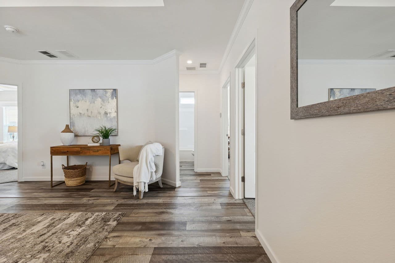 Silver springs 5029 interior home features