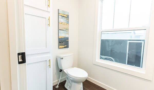 The twin creek bathroom home features