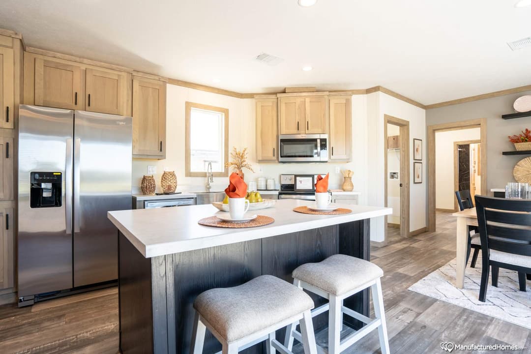 The caney creek hero and kitchen home features