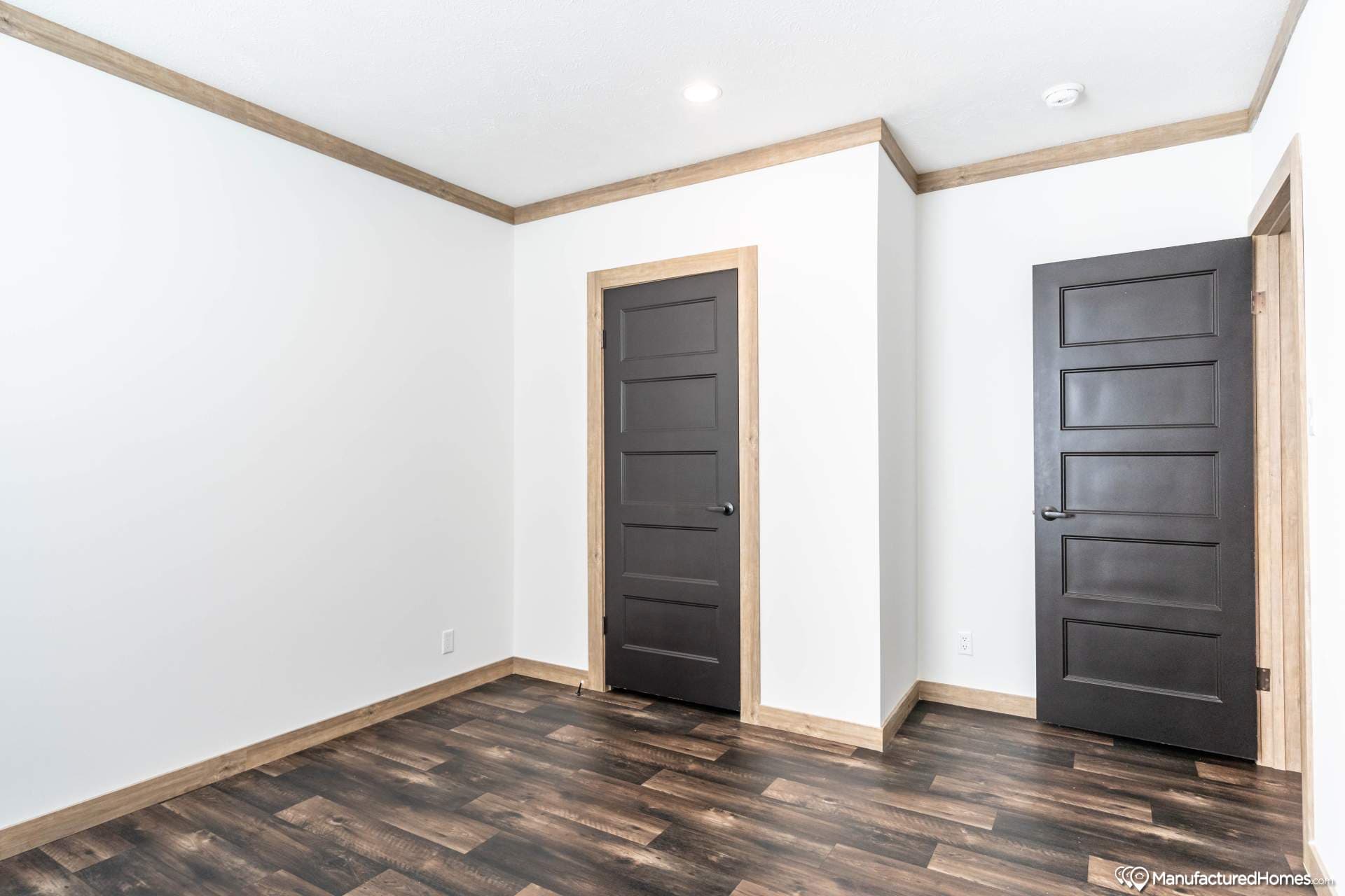 The delilah bedroom home features