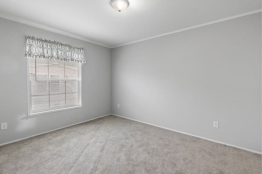 Apopka bedroom home features