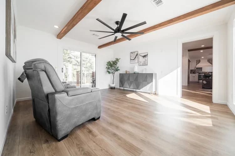 Sky harbor 2.0 interior home features